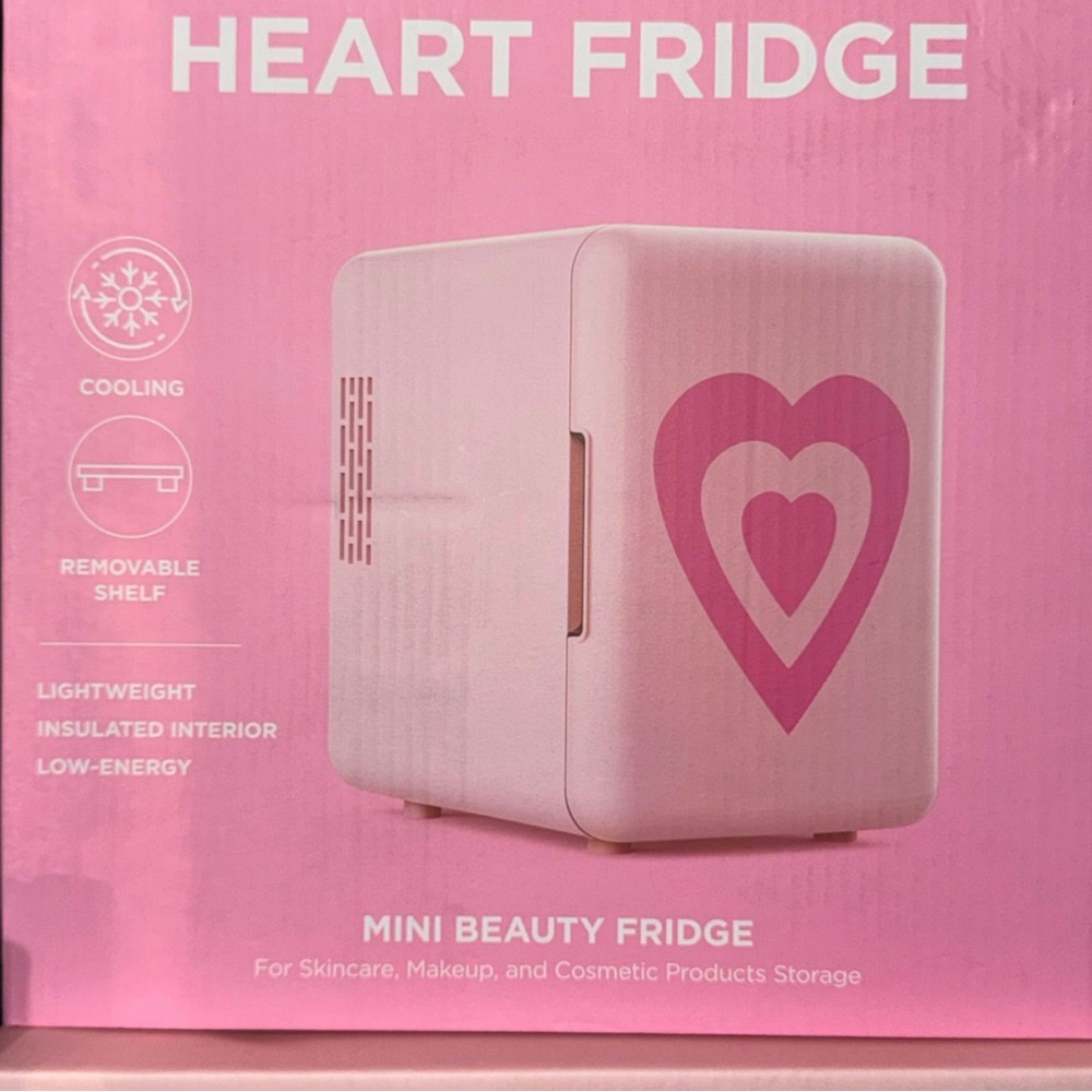 Pink Heart Mini Beauty Fridge